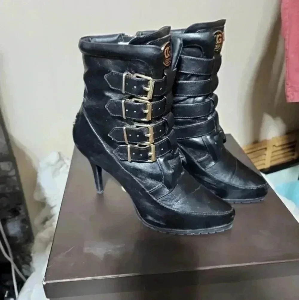 COOGI Sophia Heeled boots. Size 8.5 - Picture 4 of 12